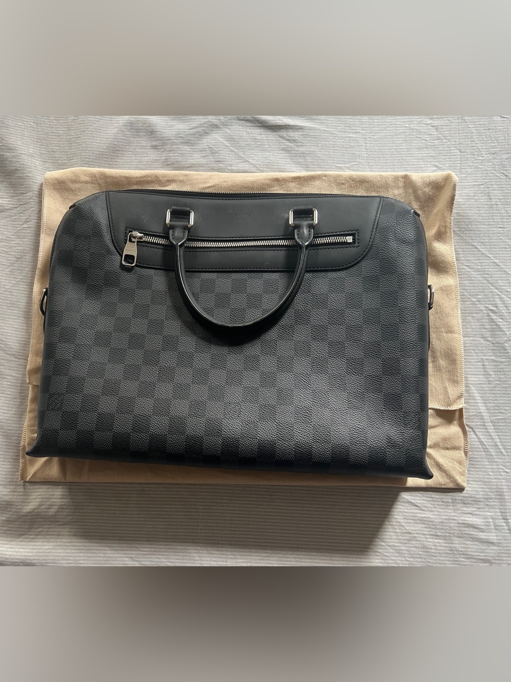 Authentic Louis Vuitton Porte Documents Jour PDJ Damier Graphite Briefcase Bag